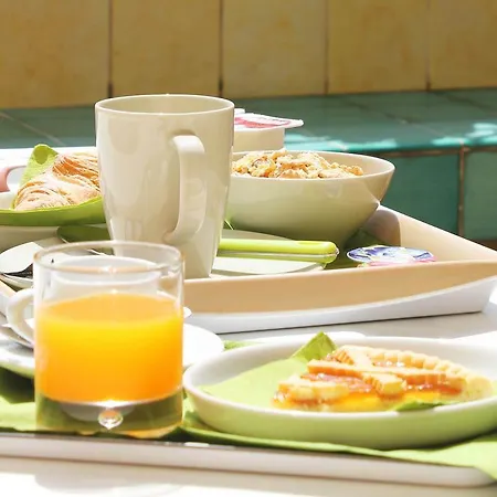 Bed & Breakfast Bouganville *